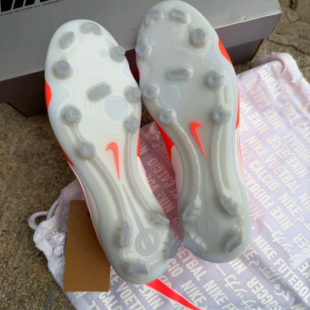 Nike Legend 10 FG - Vista posteriore