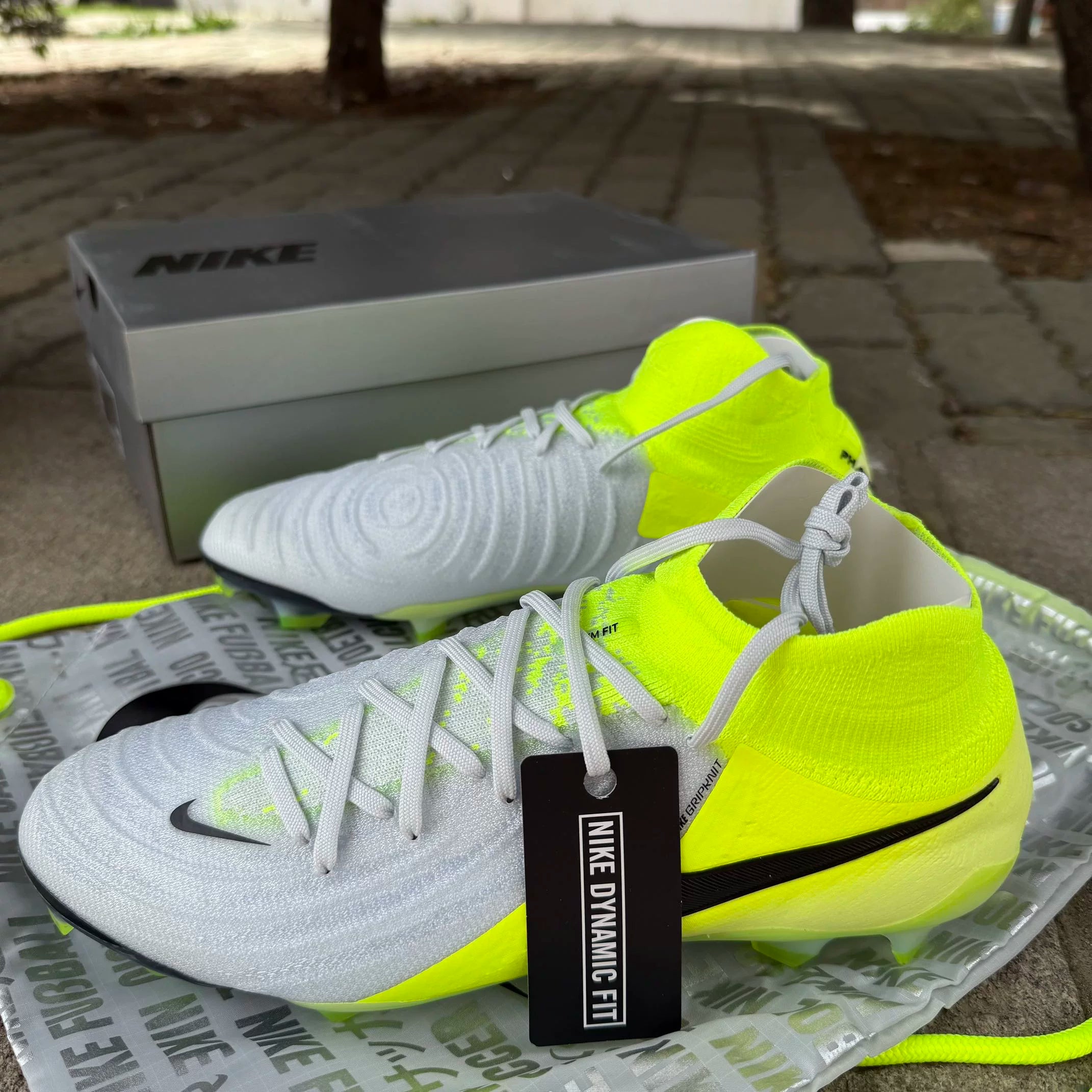 Nike Phantom Luna 2 FG FJ2572-003 - Vista principale